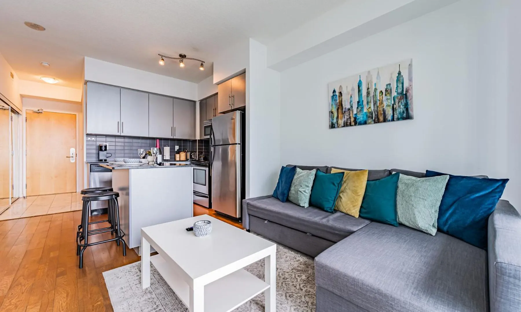 Apartment Lovely 1Br-1Bath Condo Toronto